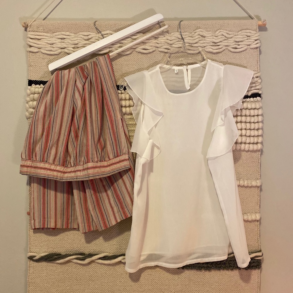 Blouse/Pants Bundle: (small blouse, medium pants)